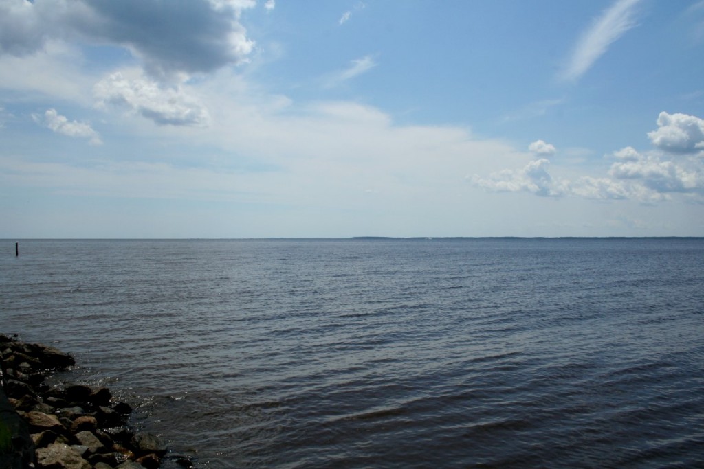 1672 Old Pamlico Beach Rd. E., Belhaven, NC 27810 Waterfront